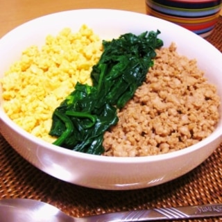 ねぎとろで!! 簡単そぼろ丼♪